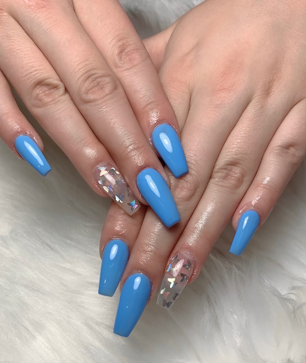 Nails boutique bar & spa | 590 Baseline Rd #340, Sherwood Park, AB T8H 1Y4, Canada | Phone: (780) 570-5885