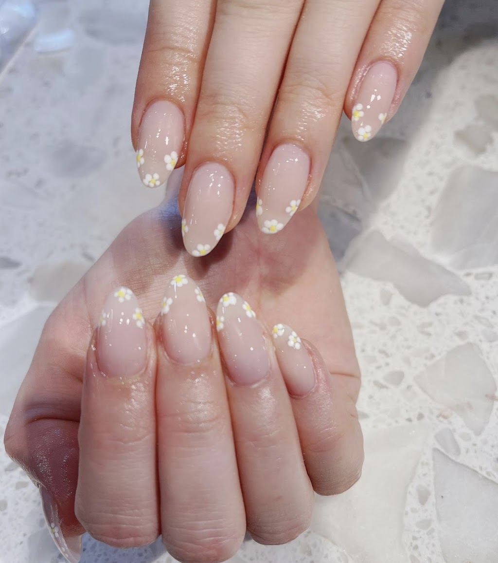 Nails boutique bar & spa | 590 Baseline Rd #340, Sherwood Park, AB T8H 1Y4, Canada | Phone: (780) 570-5885