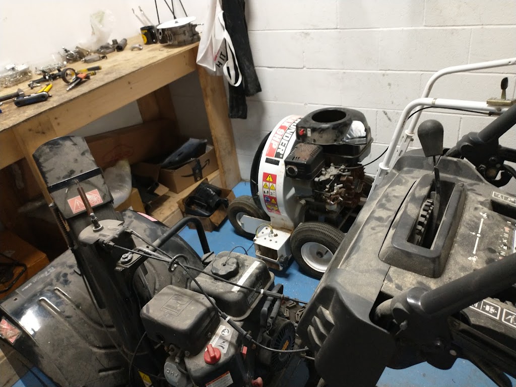 Scarborough small engine repairs | 520 Coronation Dr, Scarborough, ON M1E 5C7, Canada | Phone: (437) 972-5593