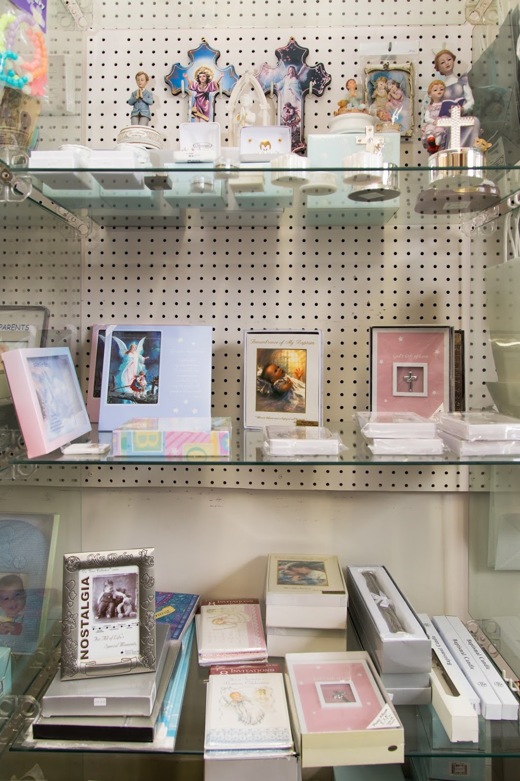 Peaceful Dove Gifts & Books | 677 Hamilton Rd, London, ON N5Z 1T4, Canada | Phone: (519) 659-0592
