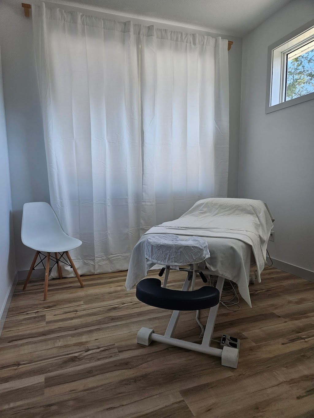 Shadow Mountain Massage Therapy Cranbrook Massage Book Online | 197 Shadow Mountain Blvd, Cranbrook, BC V1C 0C6, Canada | Phone: (604) 970-1078