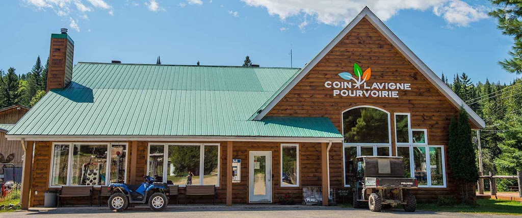 Pourvoirie Coin Lavigne | 5045 Parc du Mont Tremblant, Saint-Côme, QC J0K 2B0, Canada | Phone: (450) 883-1072