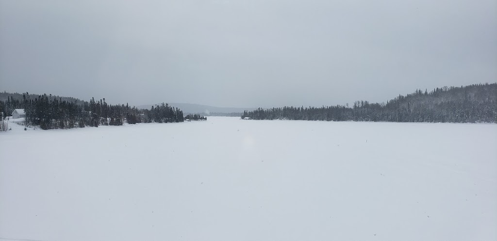 Pourvoirie Le Goeland | 2050 Chem. du Lac Édouard, Lac-Édouard, QC G0X 3N0, Canada | Phone: (819) 653-2006