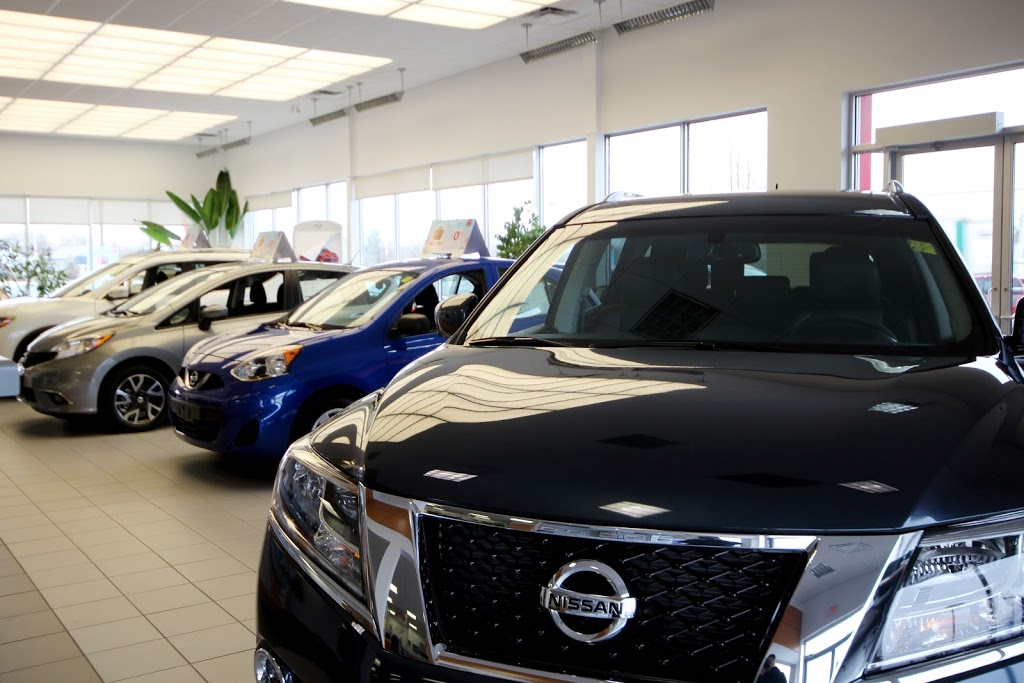 Smiths Falls Nissan | 211 Lombard St, Smiths Falls, ON K7A 5B8, Canada | Phone: (613) 283-4000