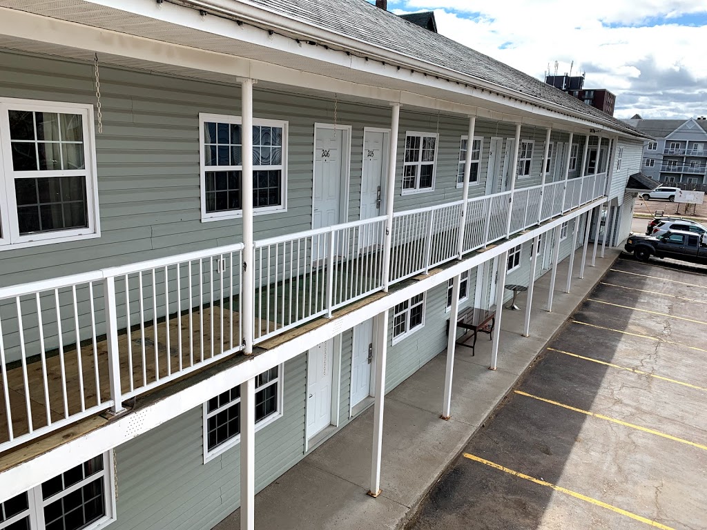 Midtown Motel & Suites | 61 Weldon St, Moncton, NB E1C 5V9, Canada | Phone: (506) 388-5000