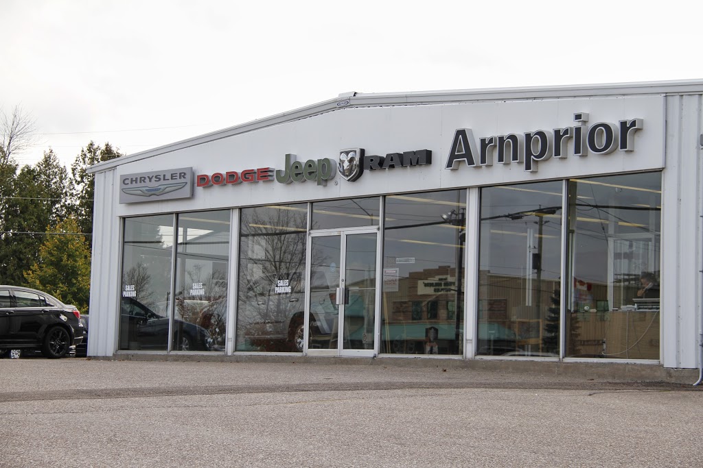 Arnprior Chrysler Ltd. | 205 Madawaska Blvd, Arnprior, ON K7S 1S6, Canada | Phone: (613) 623-4256