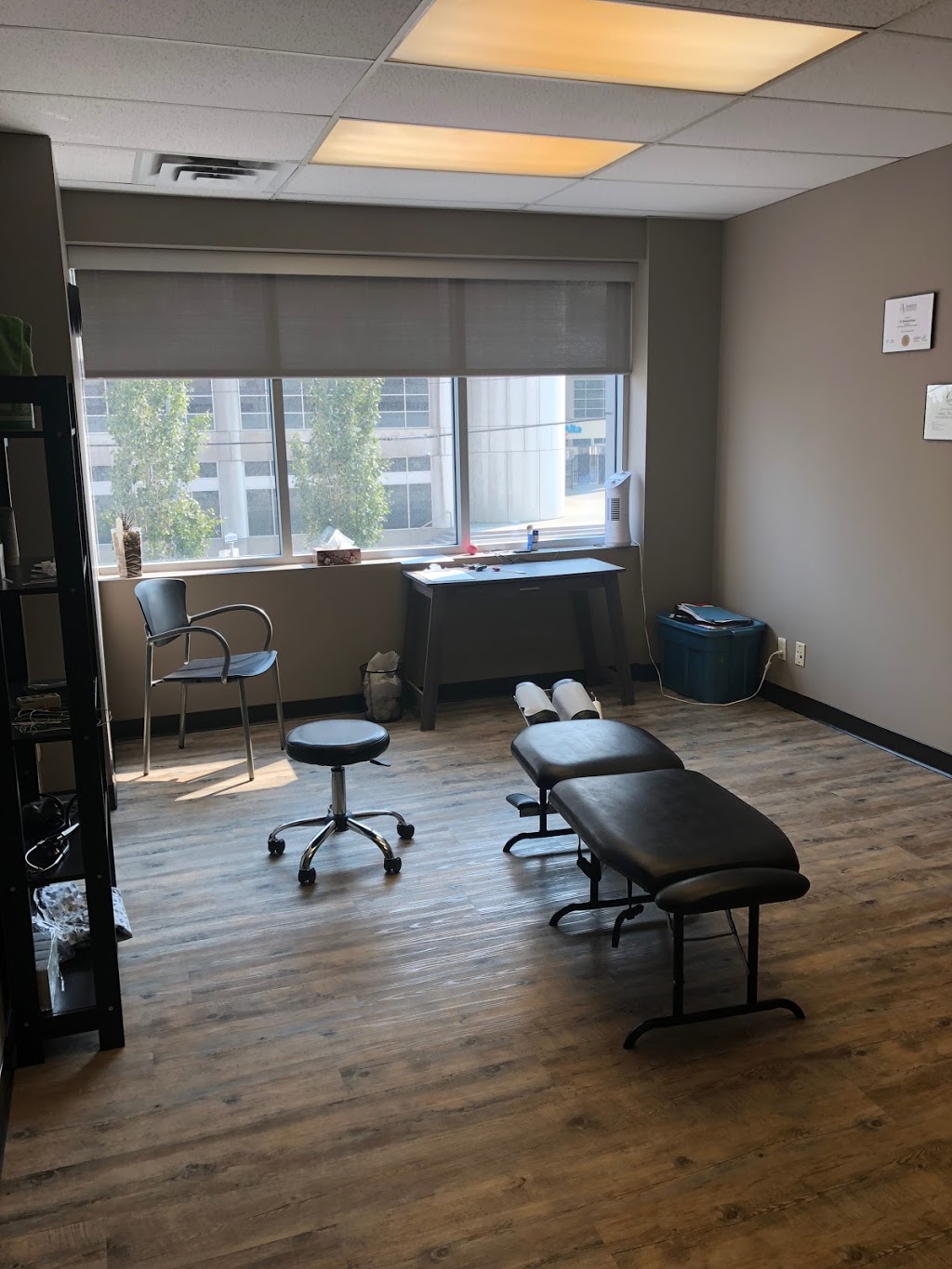 Eminent Wellness | 110 11 Ave SW suite 210, Calgary, AB T2R 0B8, Canada | Phone: (587) 353-2818