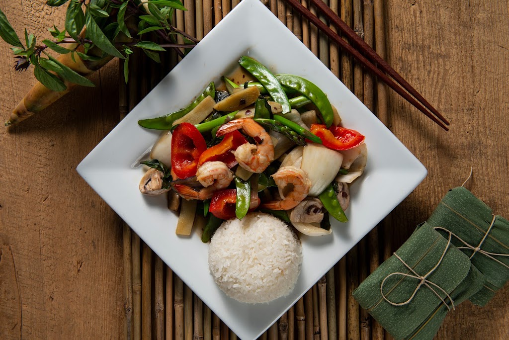 Nine North (Viet-Thai Cuisine) | 86 Dalhousie St, Brantford, ON N3T 2J2, Canada | Phone: (519) 304-7090