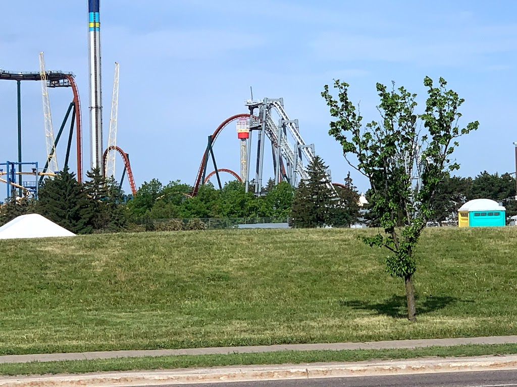 Flight Deck | 1 Canadas Wonderland Drive, Maple, ON L6A 1S6, Canada | Phone: (905) 832-7000