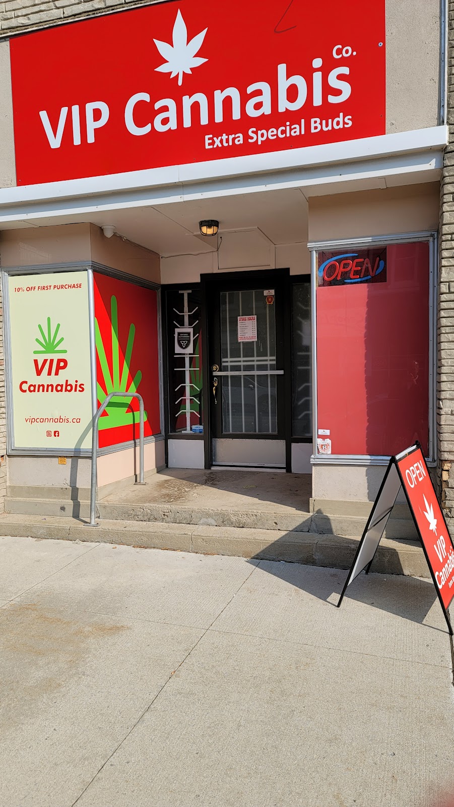 VIP Cannabis Co. | Harriston | Cannabis Dispensary | 29 Elora St S, Harriston, ON N0G 1Z0, Canada | Phone: (519) 338-1117
