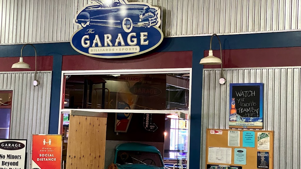 Garage Sports Bar | 200 Barclay Parade SW, Calgary, AB T2P 4R5, Canada | Phone: (403) 262-6762