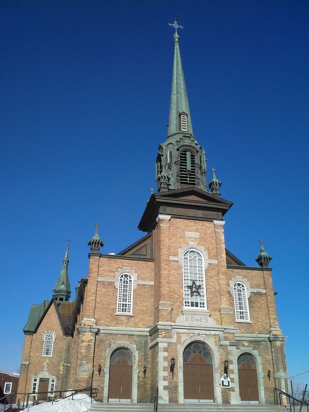 Église catholique Notre-Dame-du-Perpétuel-Secours | 3324 Place de lÉglise, Charny, QC G6X 3L8, Canada | Phone: (418) 839-8264