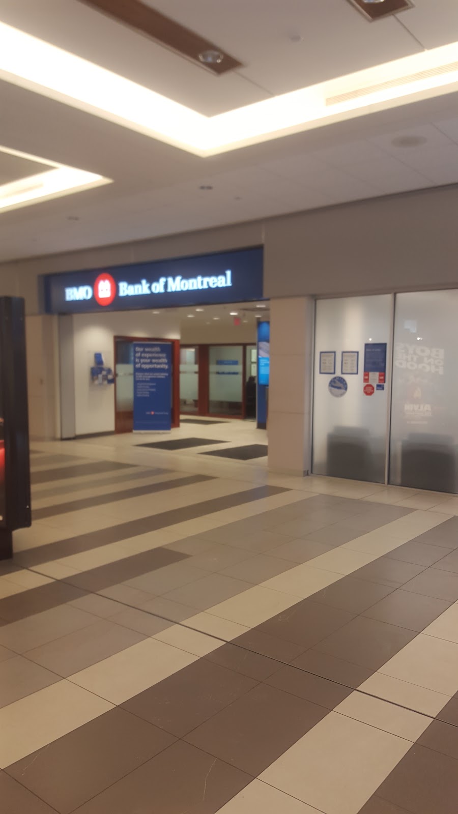 BMO Bank of Montreal | 1 Promenade Cir, Thornhill, ON L4J 4P8, Canada | Phone: (905) 886-1860