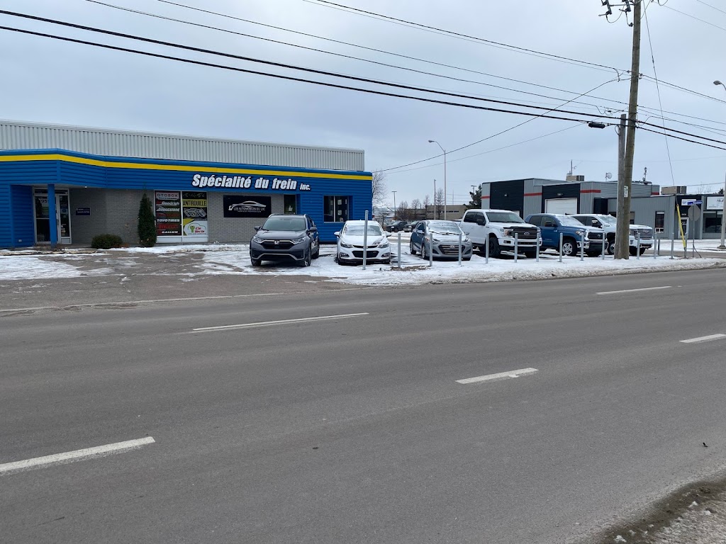 Les automobiles du lac inc. | 959 Bd Hamel, Saint-Félicien, QC G8K 2X4, Canada | Phone: (418) 679-0490