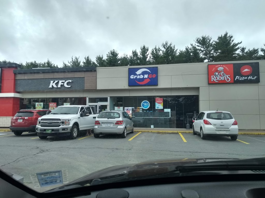 KFC | 7194 Evangeline Trail, Nova Scotia Trunk 1, Coldbrook, NS B4R 1A2, Canada | Phone: (902) 679-6646