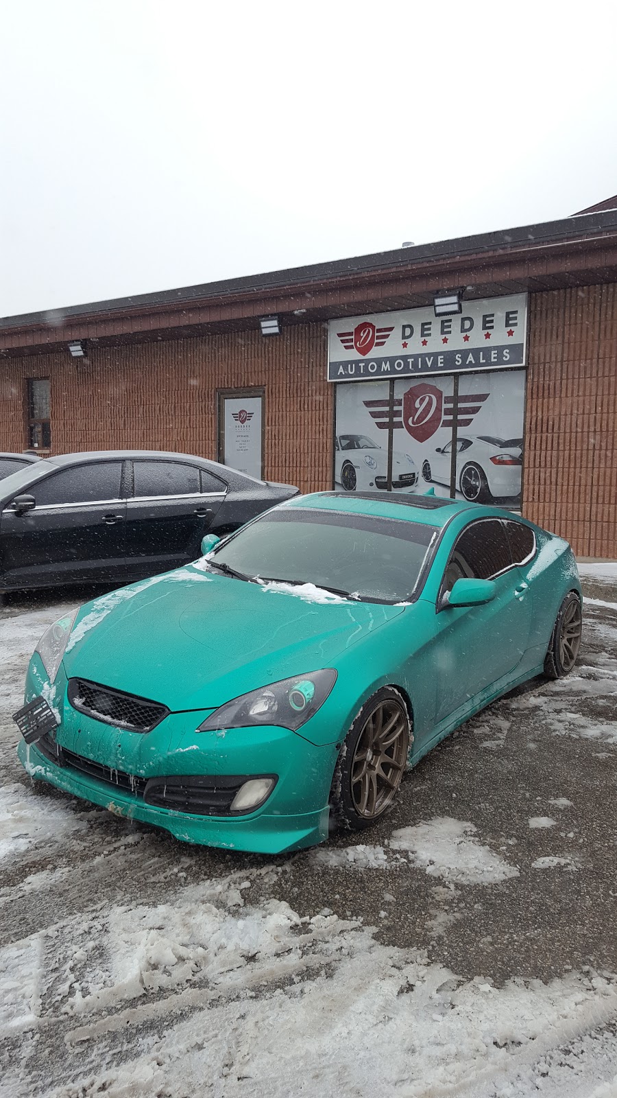 Deedee Automotive Sales | 710 Franklin Blvd, Cambridge, ON N1R 7Z1, Canada | Phone: (519) 781-4033