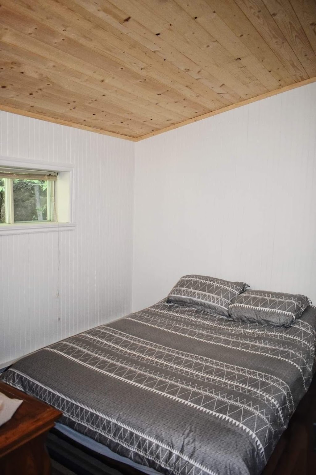 Chalet Le Shack Des Piles | 620 Chem. du Lac-des-Piles, Grand-Mère, QC G9T 0B5, Canada | Phone: (418) 906-5414