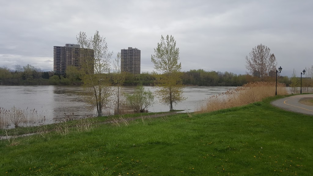 Parc J.-Albert-Gariépy | 10 Allée des Brises du Fleuve, Verdun, QC H4G 3M5, Canada | Phone: (514) 872-0311