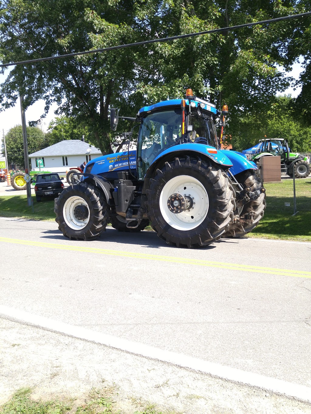 Tirs de Tracteurs | 70 Rang Saint-Joseph, La Visitation-de-Yamaska, QC J0G 1C0, Canada | Phone: (450) 564-1056