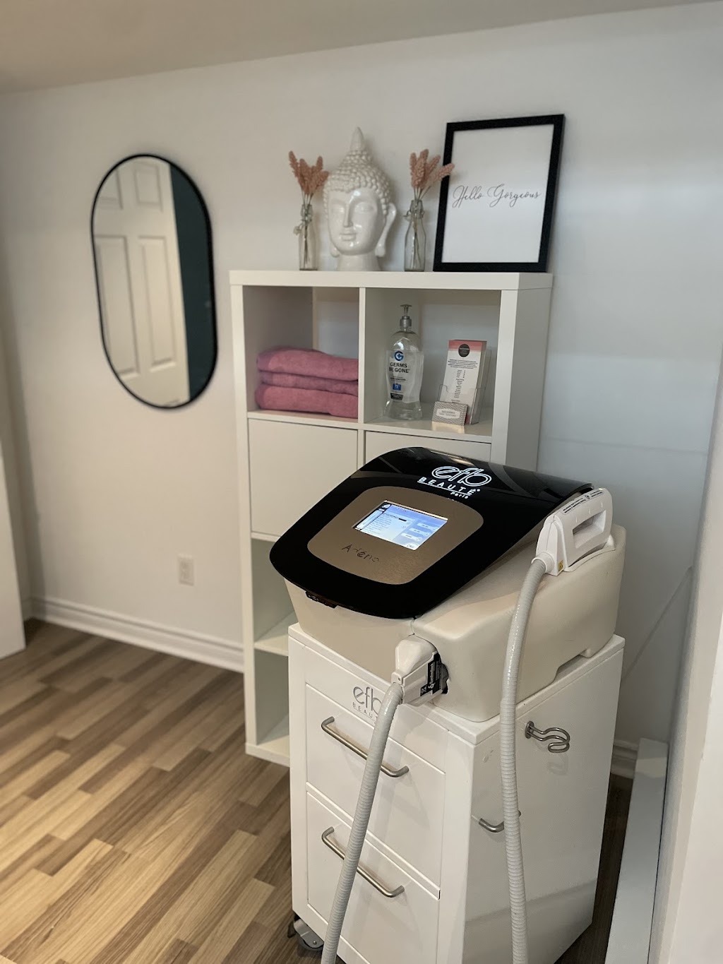 Tassia Cocoromytis Esthetician | 37 Rue Lucille-Teasdale, Notre-Dame-de-lÎle-Perrot, QC J7V 9Y6, Canada | Phone: (514) 582-4434