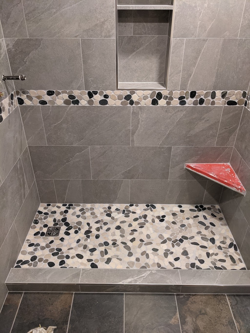 Pioneer Tile | 1565 Coquitlam Ave, Port Coquitlam, BC V3B 1H6, Canada | Phone: (778) 240-5862