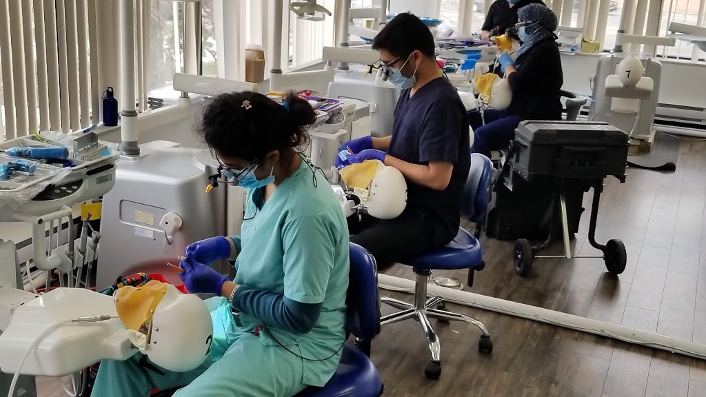 Dental Simulation Training Centre | 3050 Confederation Pkwy #301-D, 3rd floor, Mississauga, ON L5B 3Z6, Canada | Phone: (416) 294-7583