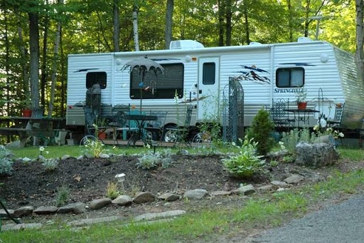 Spring Rock Tent & Trailer Park | 2770 Millage Rd, Youngs Point, ON K0L 2H0, Canada | Phone: (705) 654-3729