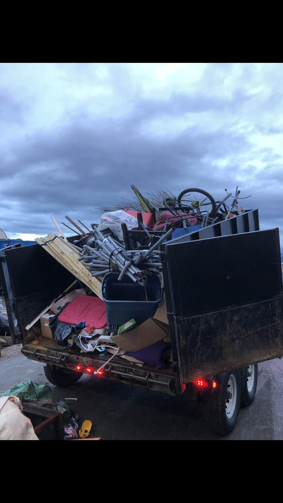 TrashUber Junk Removal | Box 1119, Chilliwack, BC V2R 3N7, Canada | Phone: (604) 621-5865