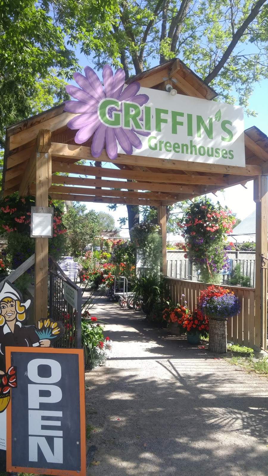 Griffins Greenhouses | 3026 Lakefield Rd, Peterborough, ON K9J 6X5, Canada | Phone: (705) 652-8638