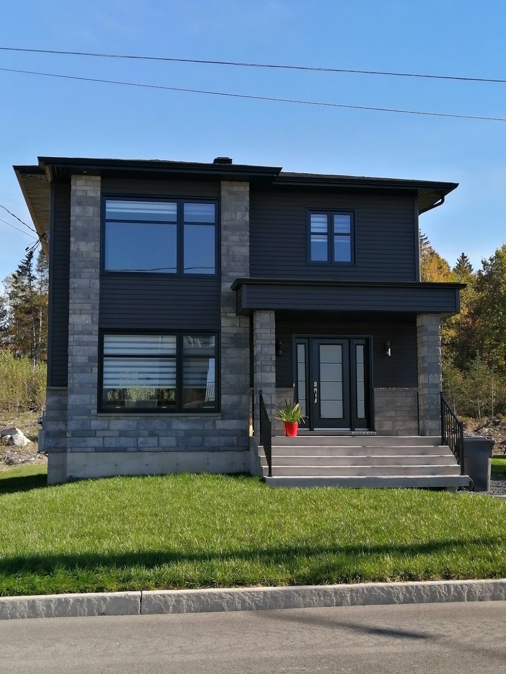 Construction Martin Roy | 15580 Bd Lacroix, Saint-Georges, QC G5Y 1R7, Canada | Phone: (418) 225-7159