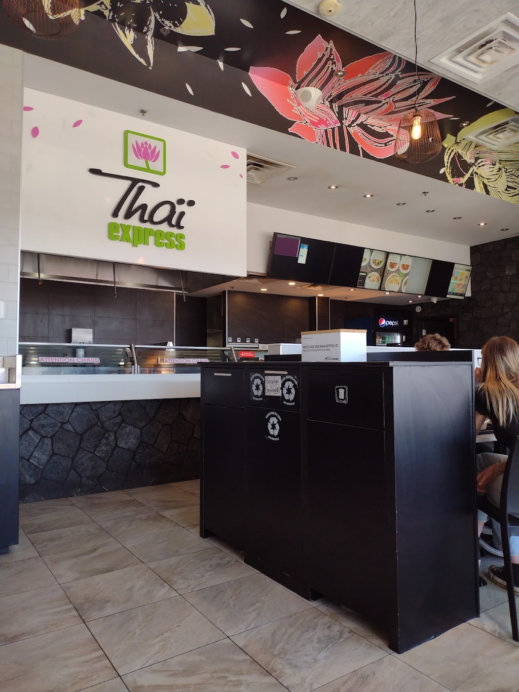 Thai Express Restaurant Alma | Galeries Lac St-Jean, 1055 Av. du Pont S, Alma, QC G8B 2V6, Canada | Phone: (418) 487-8899