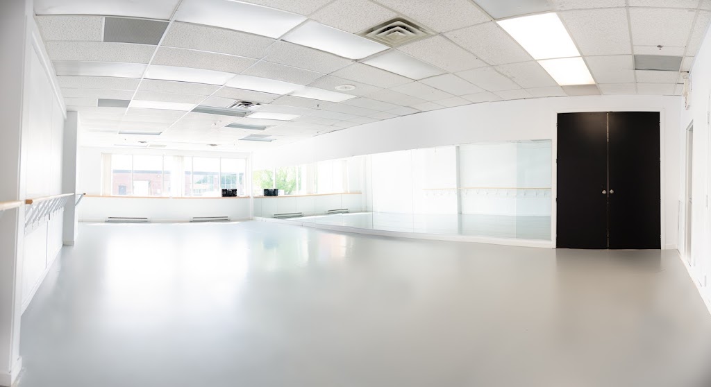 The School of Cadence Ballet | 19 Waterman Ave #4, East York, ON M4B 1Y2, Canada | Phone: (416) 260-1829