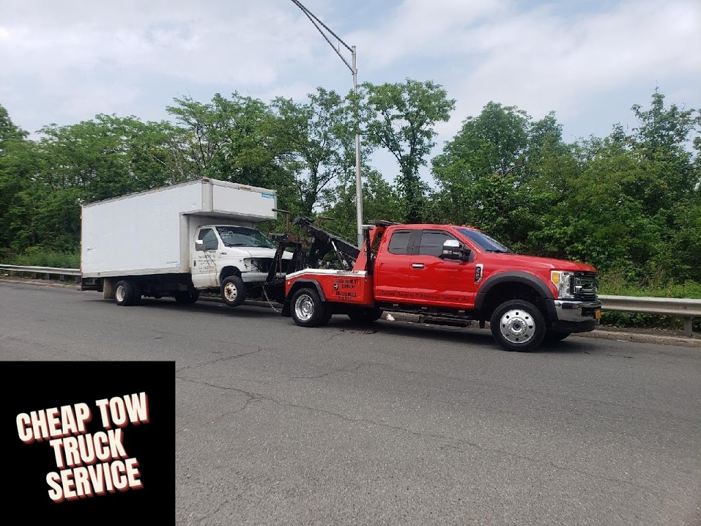 Cheap Tow Truck Service | 1418 Johnston Rd, White Rock, BC V4B 0A6, Canada | Phone: (778) 653-5012