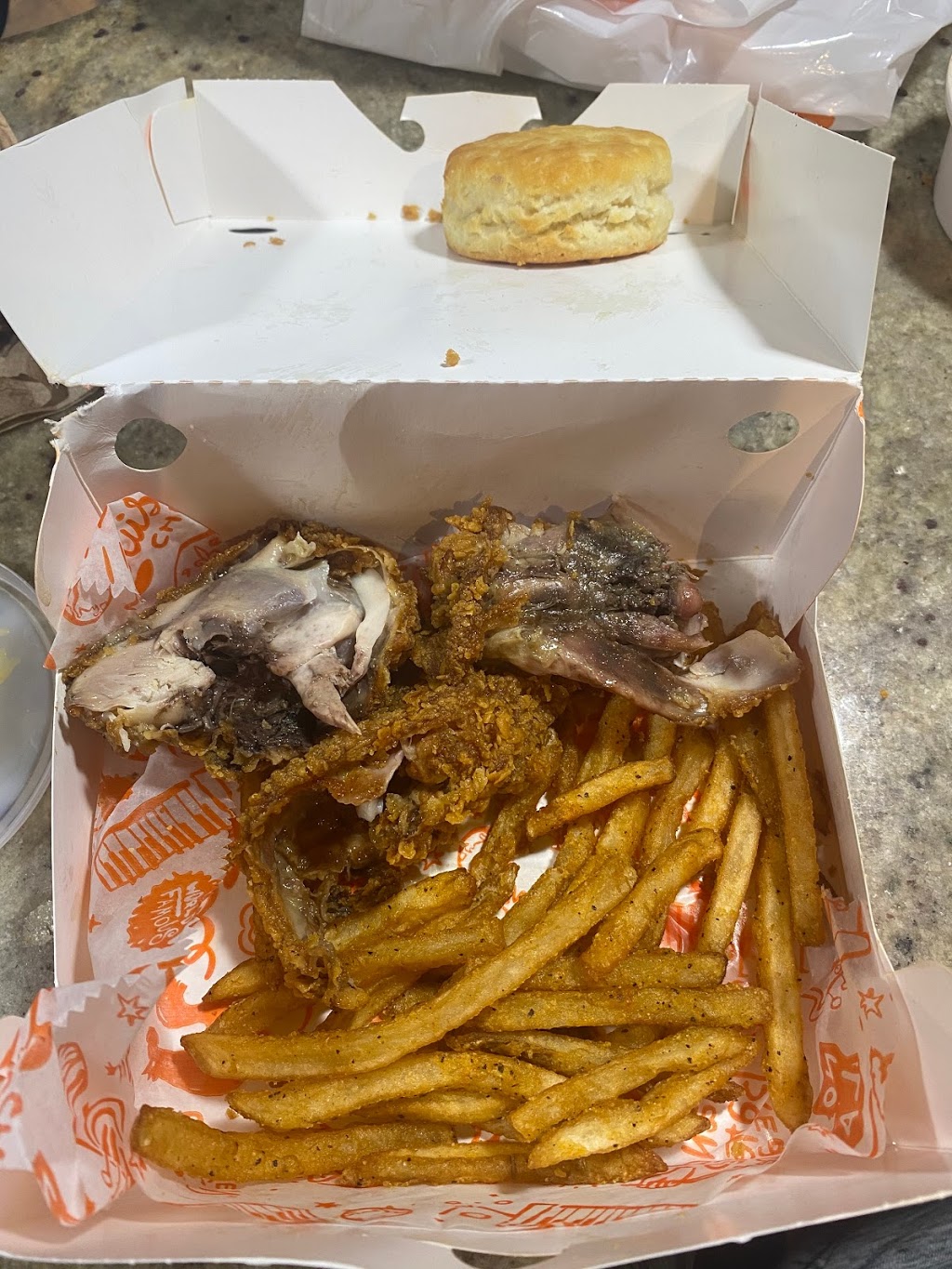 Popeyes Louisiana Kitchen | 16029 108 Ave, Surrey, BC V4N 1P2, Canada | Phone: (604) 498-6909