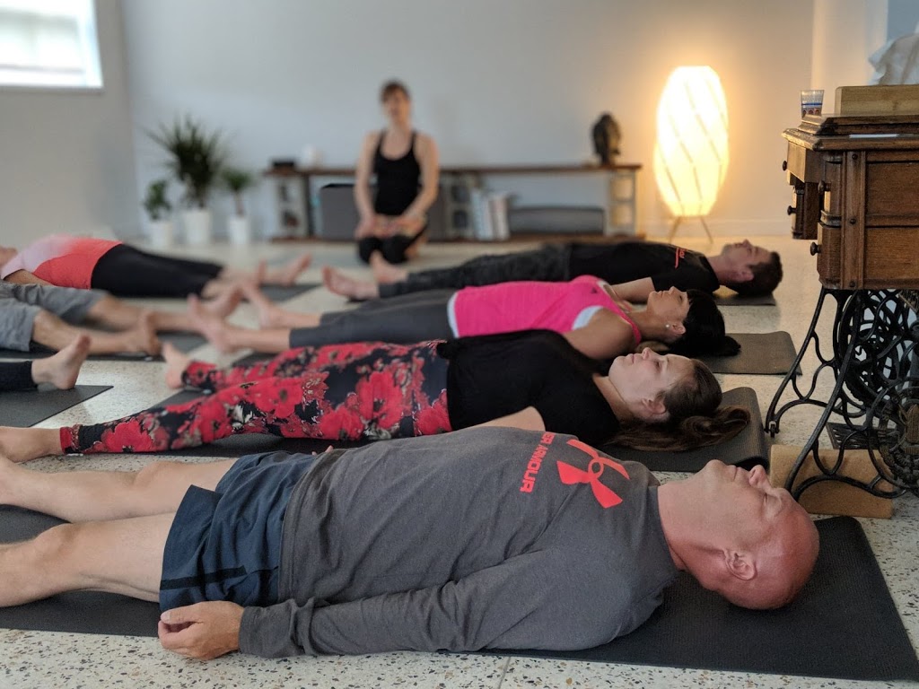 Kāma Yoga | 358 Rue Jackson local 202, Québec, QC G1N 4C5, Canada | Phone: (418) 805-2717