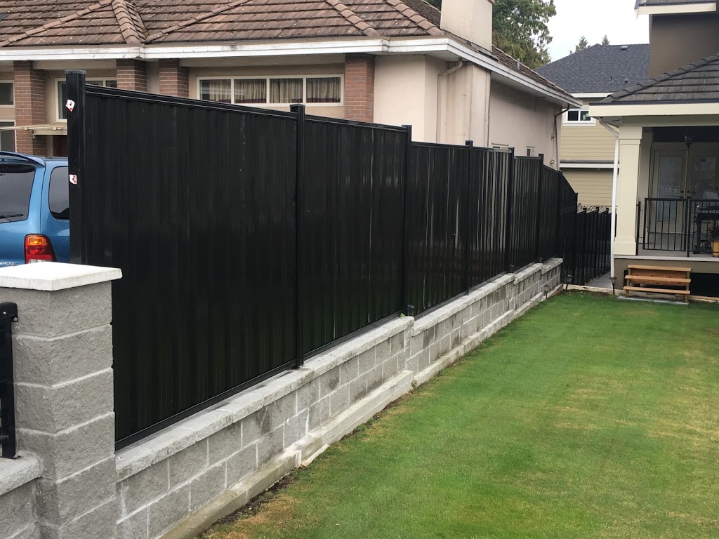 Paramount Fencing & Insulation - Wood & Vinyl Fencing | 11055 160a St, Surrey, BC V4N 4R5, Canada | Phone: (604) 807-1313