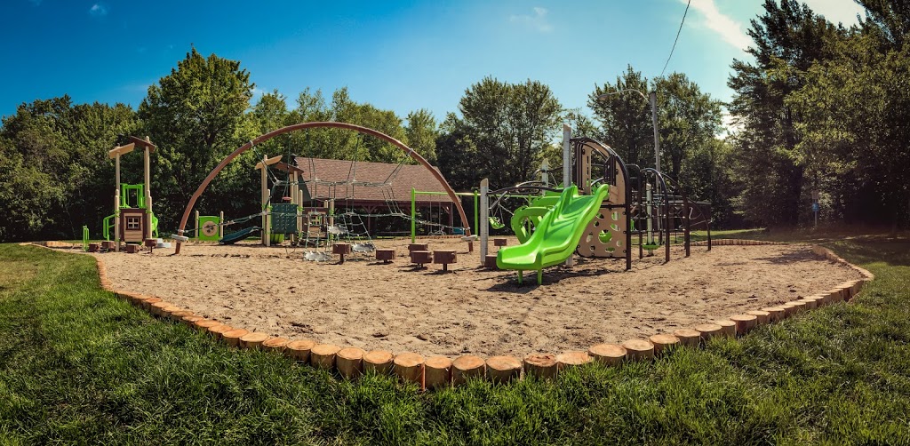 Parc Terre-des-Jeunes | 20 Rue des Nations, Victoriaville, QC G6P 7H9, Canada | Phone: (819) 758-1571