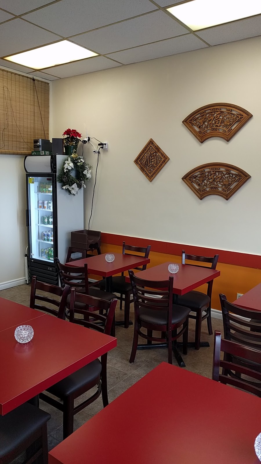 Hai Thai & Vietnamese Cuisine | 701 Dundas St W, Whitby, ON L1N 2N3, Canada | Phone: (905) 493-5888