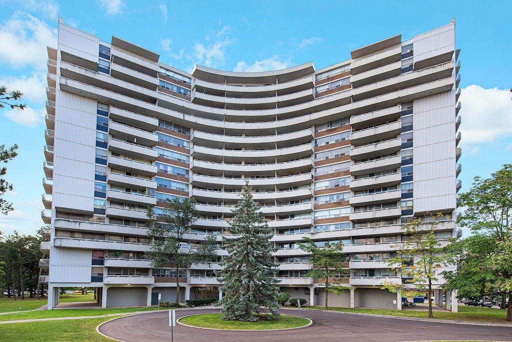 Promenade Gardens | 301 Dixon Rd Apt 516, Etobicoke, ON M9R 1S2, Canada | Phone: (416) 249-4422