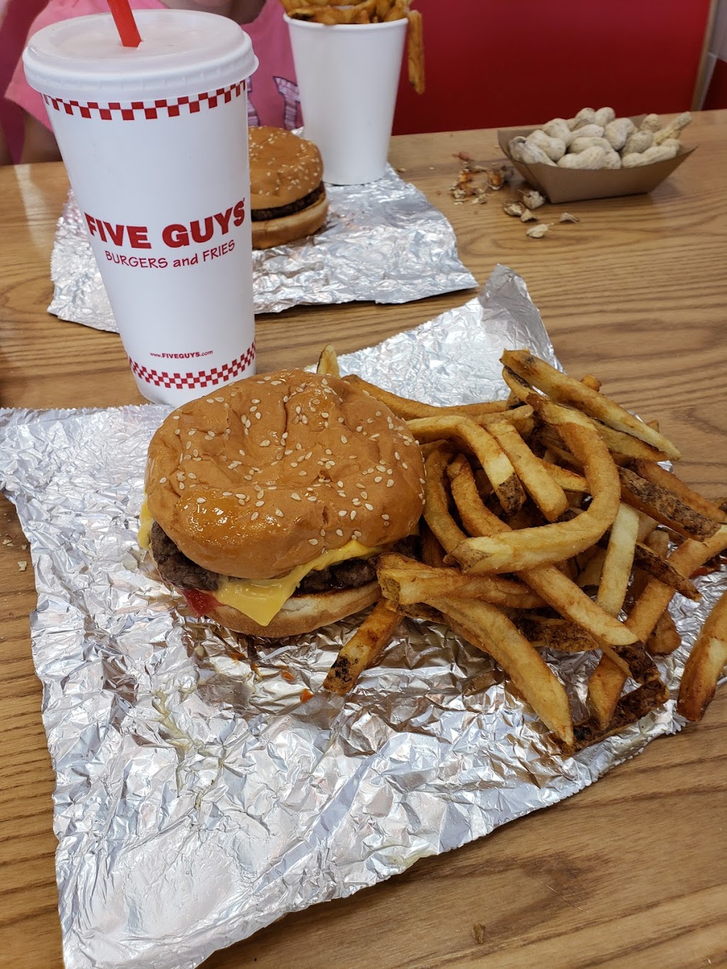 Five Guys | 777 Guelph Line, Burlington, ON L7R 3N2, Canada | Phone: (905) 631-9898