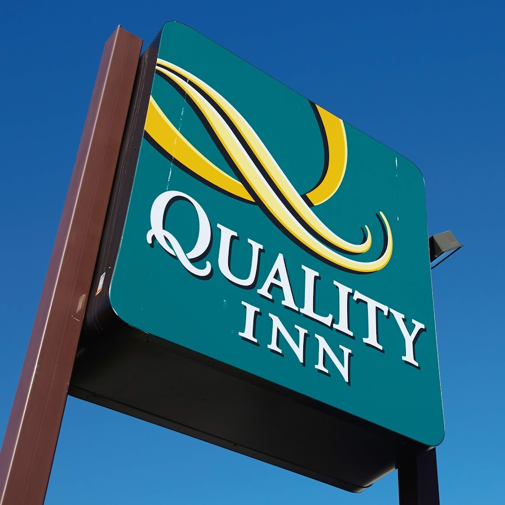 Quality Inn | 100 N Rankin St, Southampton, ON N0H 2L0, Canada | Phone: (519) 483-3333