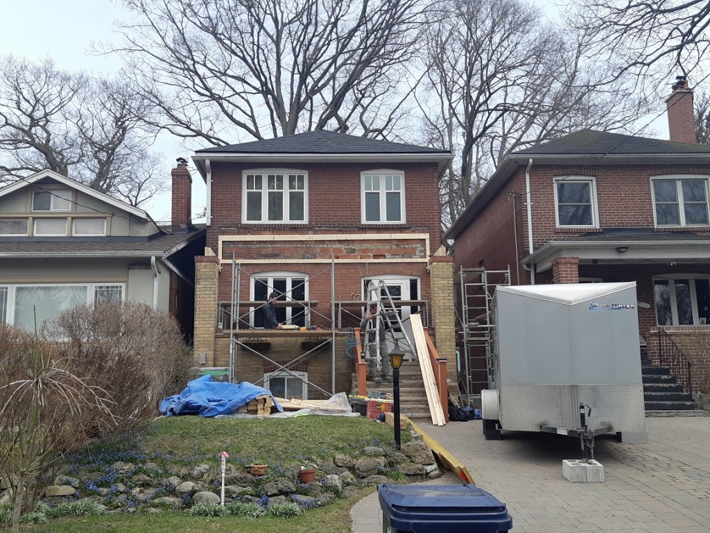 Di Fonzo Contracting Inc | 8 Crowfoot Pl, Scarborough, ON M1W 2X7, Canada | Phone: (416) 894-5429