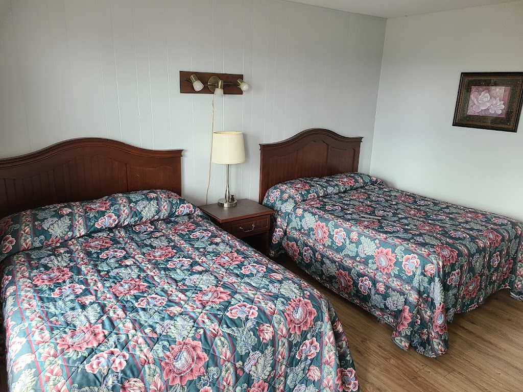 COUNTRY VIEW MOTEL | 47379 Homestead Rd, Steeves Mountain, NB E1G 4J8, Canada | Phone: (506) 863-1117