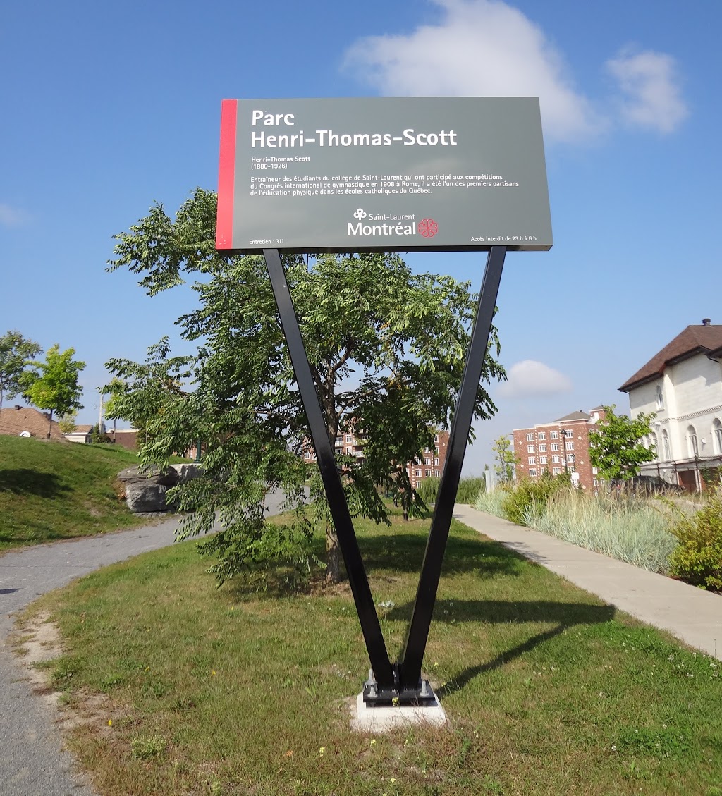 Parc canin Guillaume-Bruneau | 3275 Rue Jean-Gascon, Saint-Laurent, QC H4R 3C3, Canada | Phone: (514) 872-0311