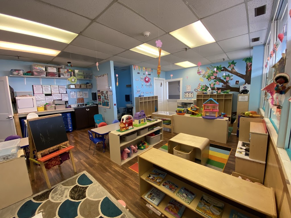 Mommys Kids ChildCare Centre Ltd. | 523 Woodpark Blvd SW #289, Calgary, AB T2W 4J3, Canada | Phone: (587) 349-2155