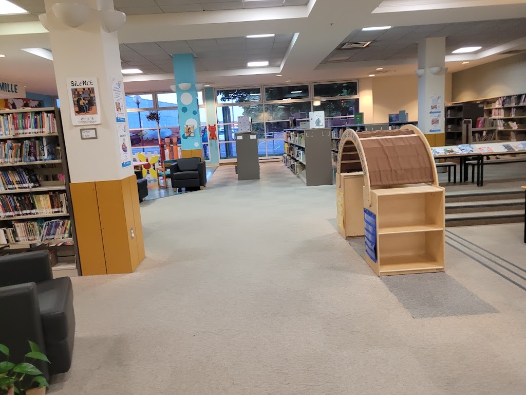 Robert-Lussier Library | 1 Pl. dÉvry, Repentigny, QC J6A 8H7, Canada | Phone: (450) 470-3420