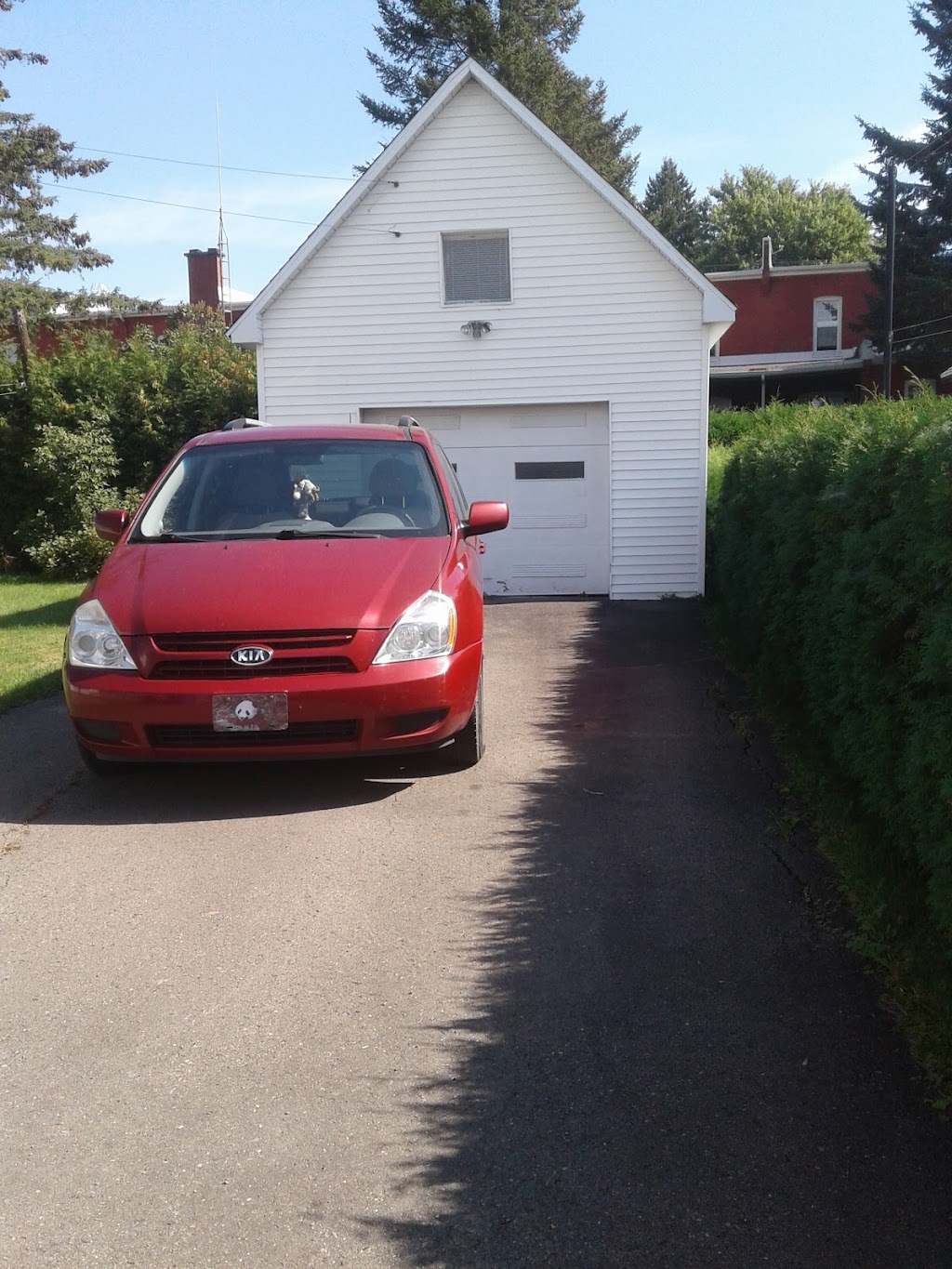 Porte-Garage 640 | 307 27e Avenue, Sainte-Marthe-sur-le-Lac, QC J0N 1P0, Canada | Phone: (514) 219-7790