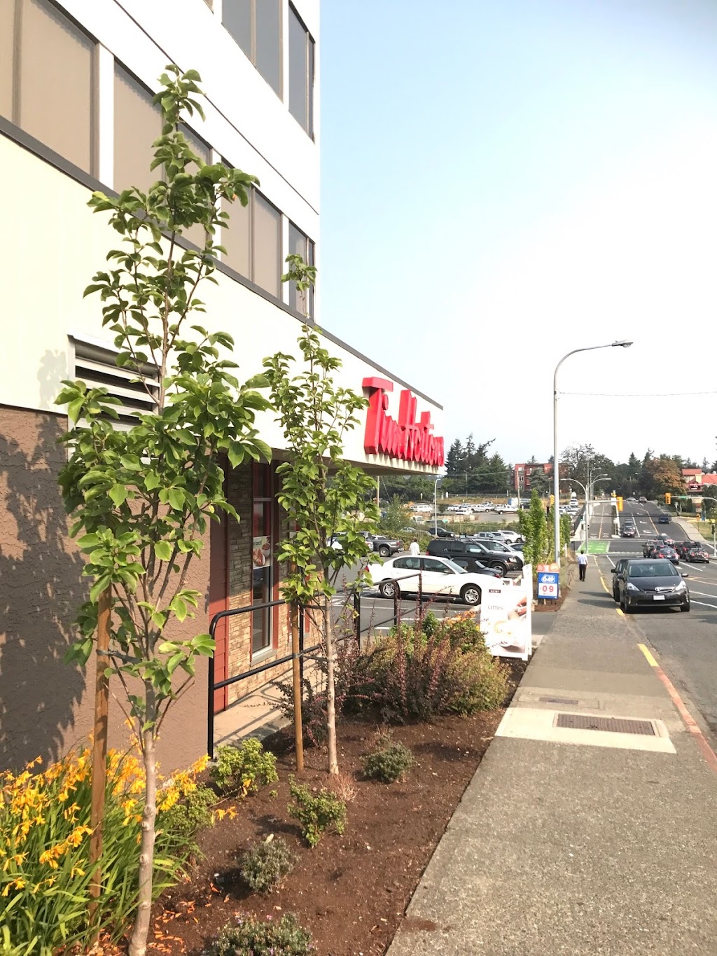 Tim Hortons | 1099 McKenzie Ave Unit 1, Victoria, BC V8P 2L5, Canada | Phone: (250) 658-0170