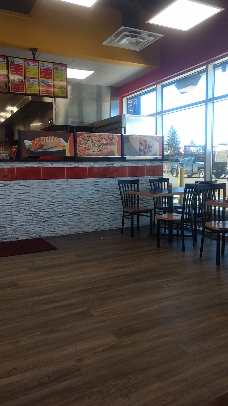 Donair Lover | 3731 118 Ave NW, Edmonton, AB T5W 0Z6, Canada | Phone: (780) 244-5566