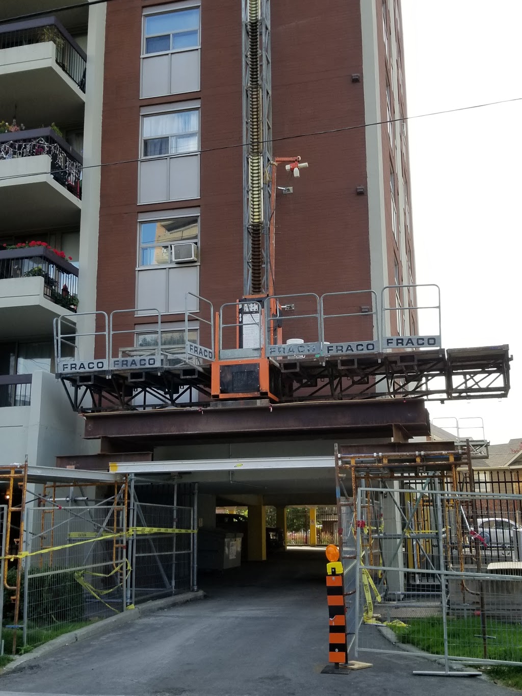 Access Mast Climbers | 2575 Del Zotto Ave, Ottawa, ON K1V 8H1, Canada | Phone: (613) 822-7465